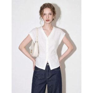 Off-white linen short-sleeved V-neck shirt for women 2026 summer new shirt waist slimming top